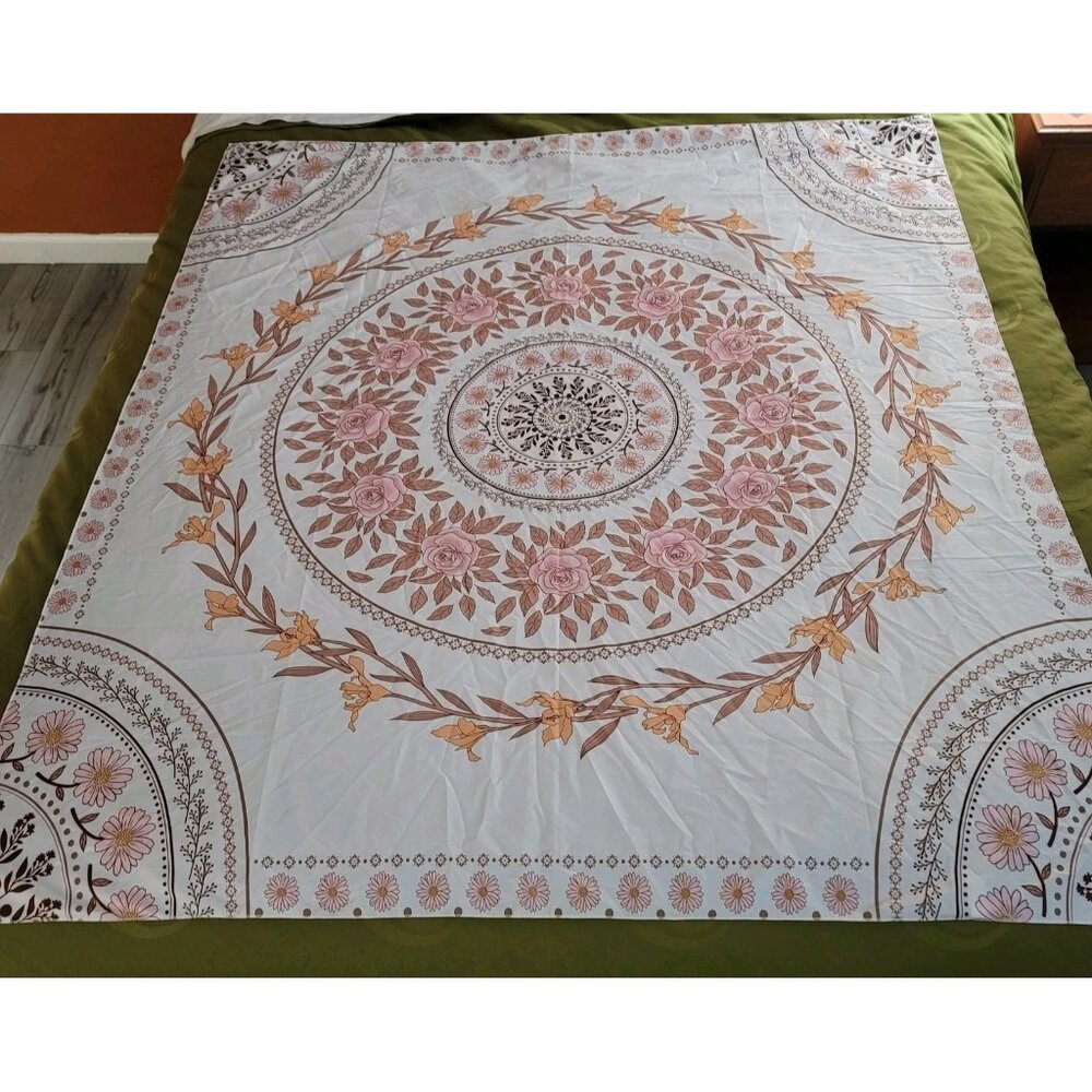 FLY SPRAY Mandala Tapestry Wall Hanging Tablecloth Lilies Spring Floral Summer